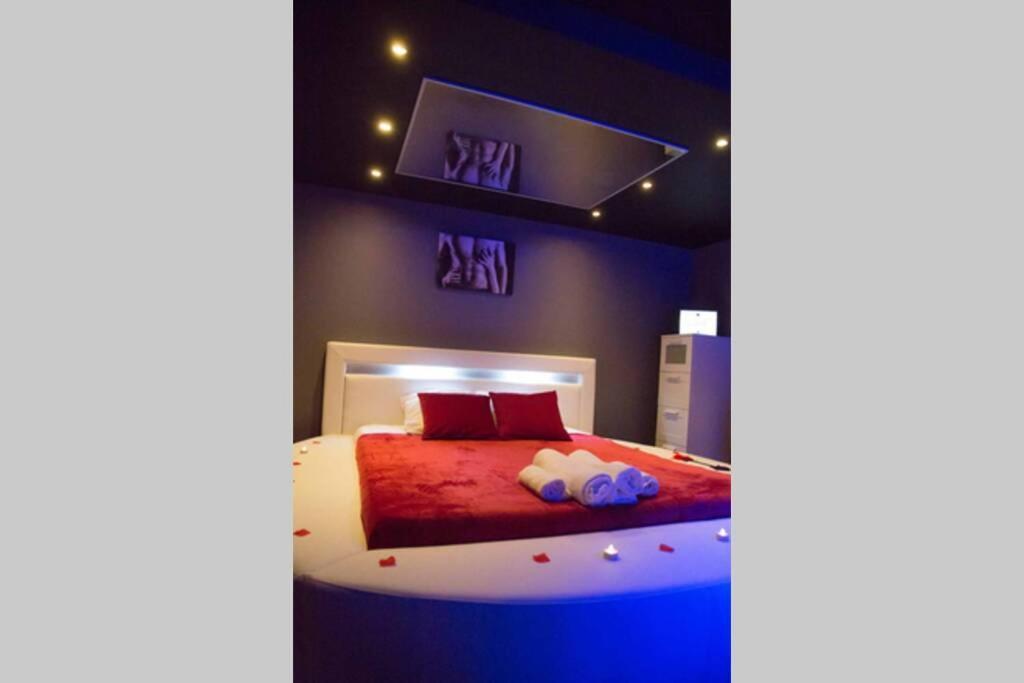 Gite Love Dream - Le Gite Romantique Ger  Exterior photo