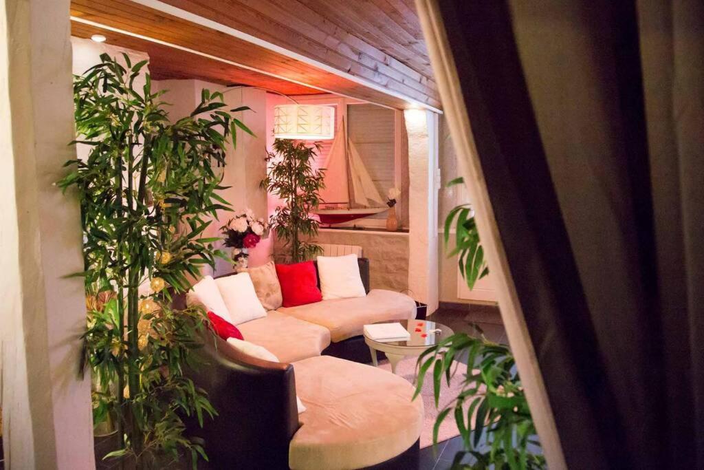 Gite Love Dream - Le Gite Romantique Ger  Exterior photo
